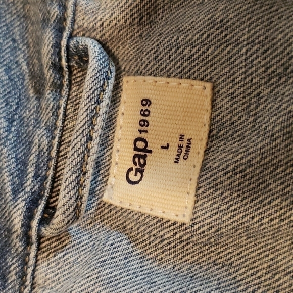 NWT gap jean jacket washed denim finish USA - Picture 9 of 16